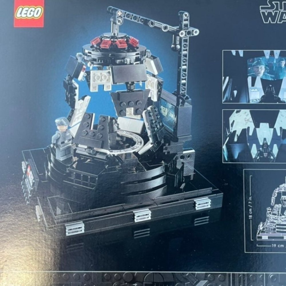 LEGO BBIB Star Wars Darth Vader Meditation Chamber 75296 (663 Pieces)